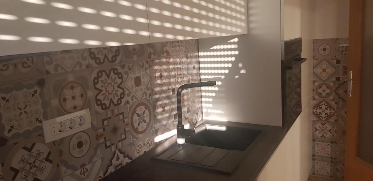 S & F Zagreb Apartman Bagian luar foto
